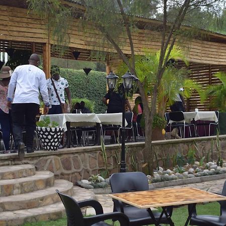 Acacia Hotel Mbarara Nyamitanga Zewnętrze zdjęcie