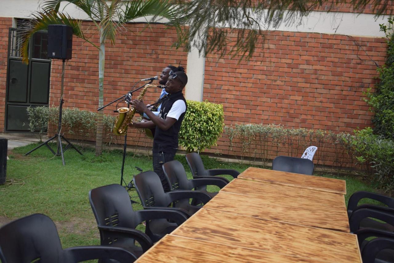 Acacia Hotel Mbarara Nyamitanga Zewnętrze zdjęcie