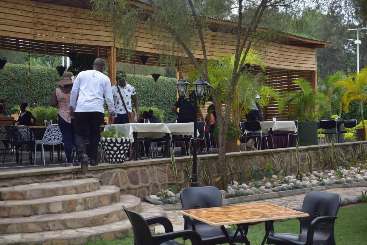 Acacia Hotel Mbarara Nyamitanga Zewnętrze zdjęcie