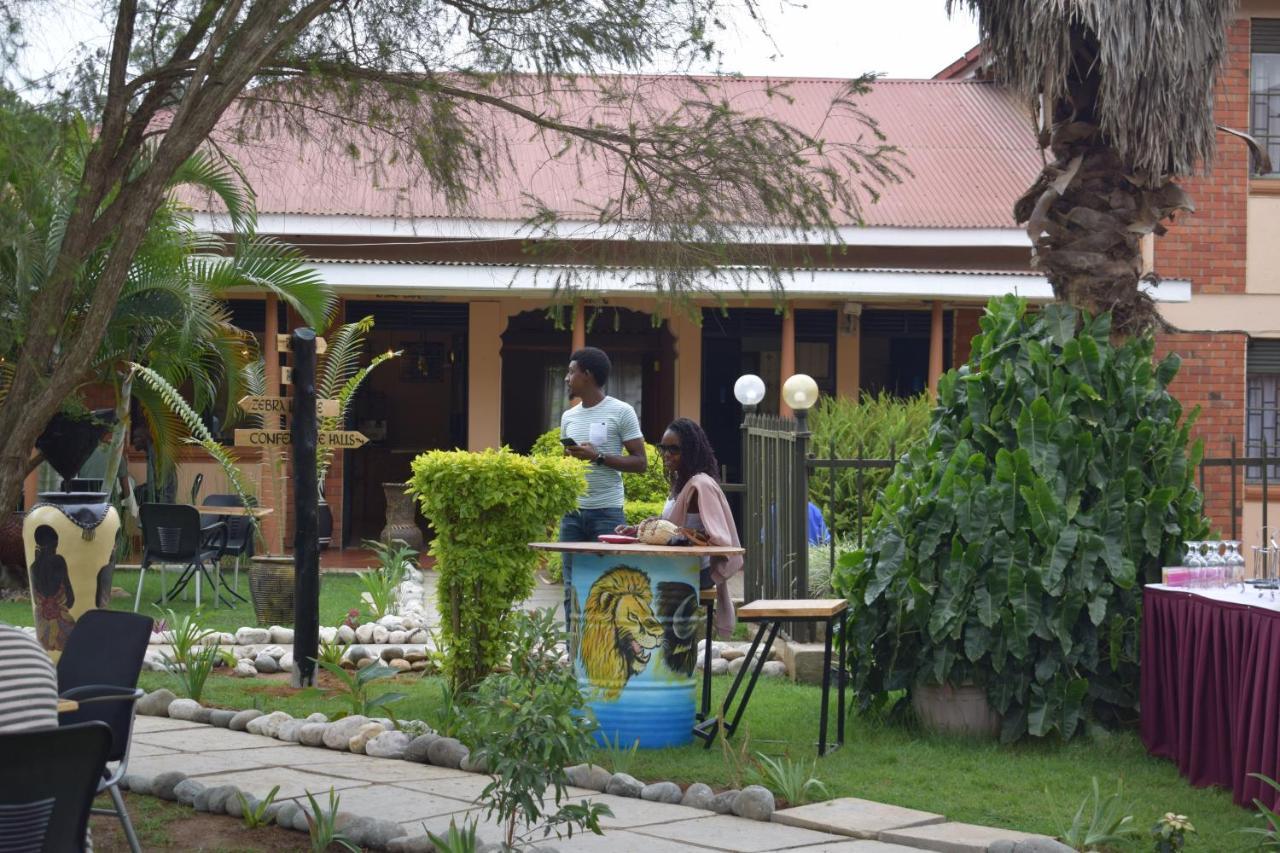 Acacia Hotel Mbarara Nyamitanga Zewnętrze zdjęcie