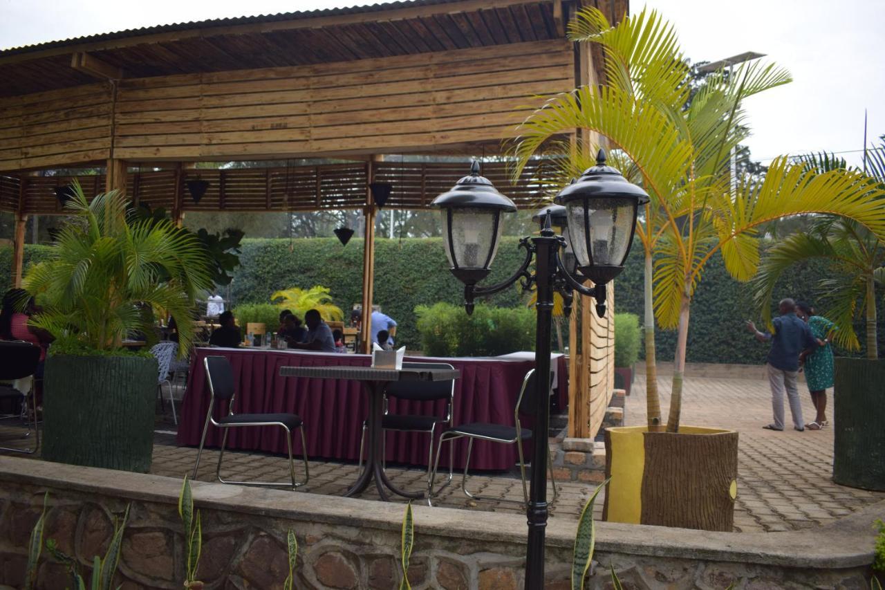 Acacia Hotel Mbarara Nyamitanga Zewnętrze zdjęcie