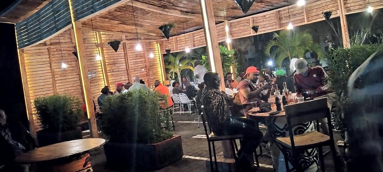 Acacia Hotel Mbarara Nyamitanga Zewnętrze zdjęcie