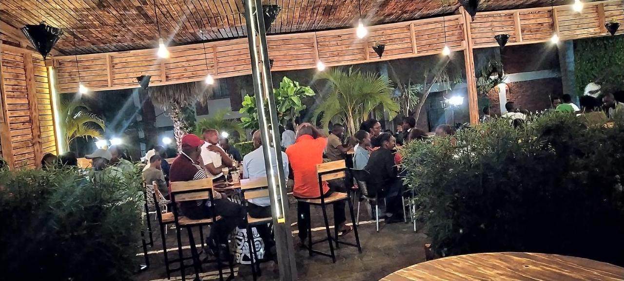Acacia Hotel Mbarara Nyamitanga Zewnętrze zdjęcie