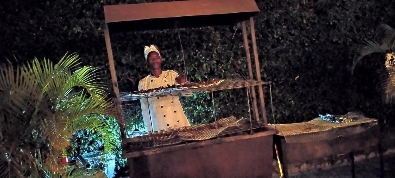 Acacia Hotel Mbarara Nyamitanga Zewnętrze zdjęcie