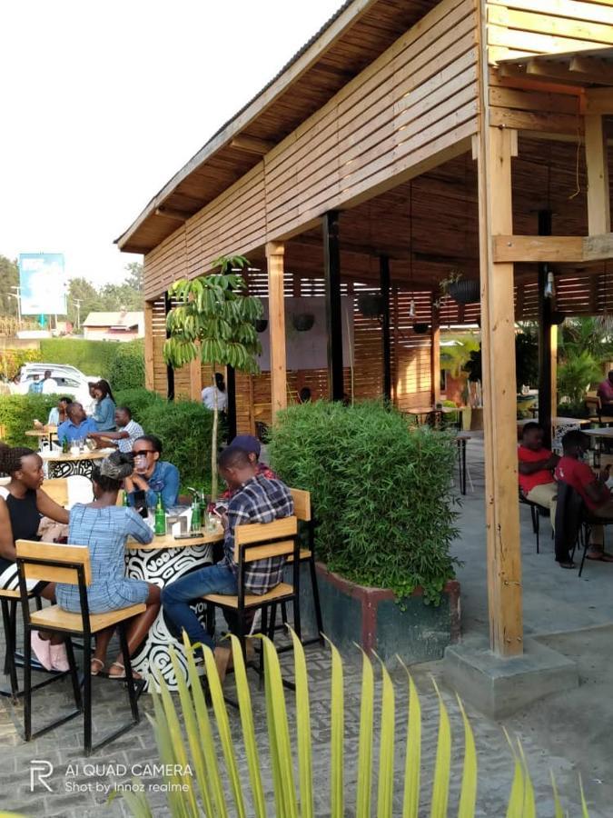 Acacia Hotel Mbarara Nyamitanga Zewnętrze zdjęcie