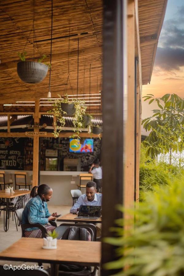 Acacia Hotel Mbarara Nyamitanga Zewnętrze zdjęcie